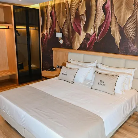 White Hill Hotel, & Conferences Durres