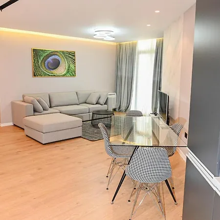 White Hill Hotel, & Conferences Durrës