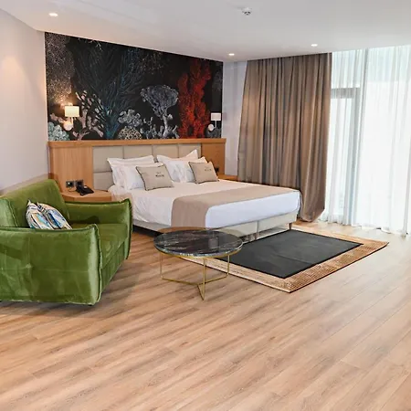 White Hill Hotel, & Conferences Durrës