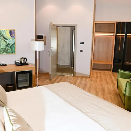 White Hill Hotel, & Conferences Durrës