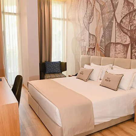 White Hill Hotel, & Conferences Hotel Durrës