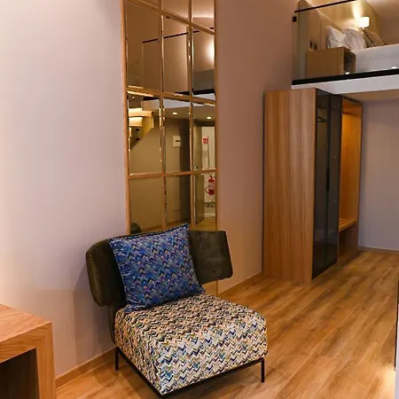 White Hill Hotel, & Conferences 5* Durrës