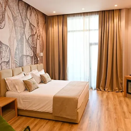White Hill Hotel, & Conferences Durrës