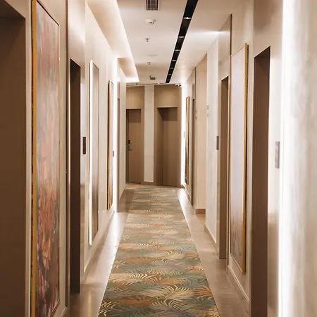 White Hill Hotel, & Conferences Hotel Durrës