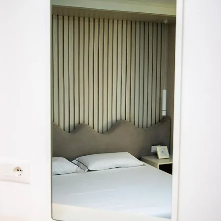 Hotel White Hill Hotel, & Conferences 4*