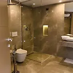 Hotel White Hill Hotel, & Conferences Durrës