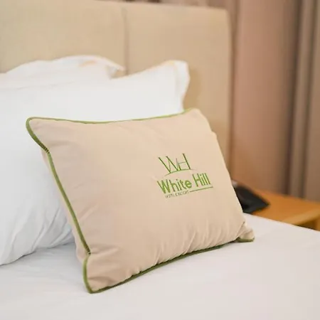 Hotell White Hill Hotel, & Conferences Durrës
