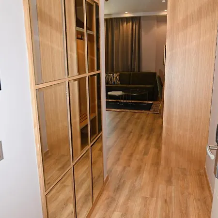 White Hill Hotel, & Conferences Hotell Durrës