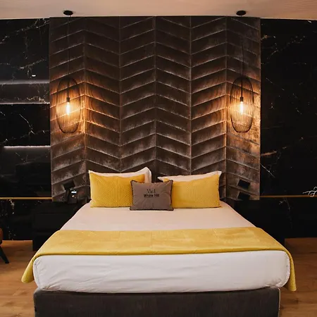 White Hill Hotel, & Conferences Отель Дуррес